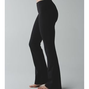 Lululemon Black Groove Pant III, Tall Length